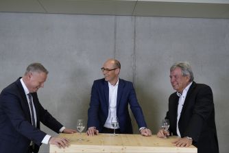 Jürg Michel, Martin Candinas und Stefan Eisenring (v.l.n.r.) im Gespräch